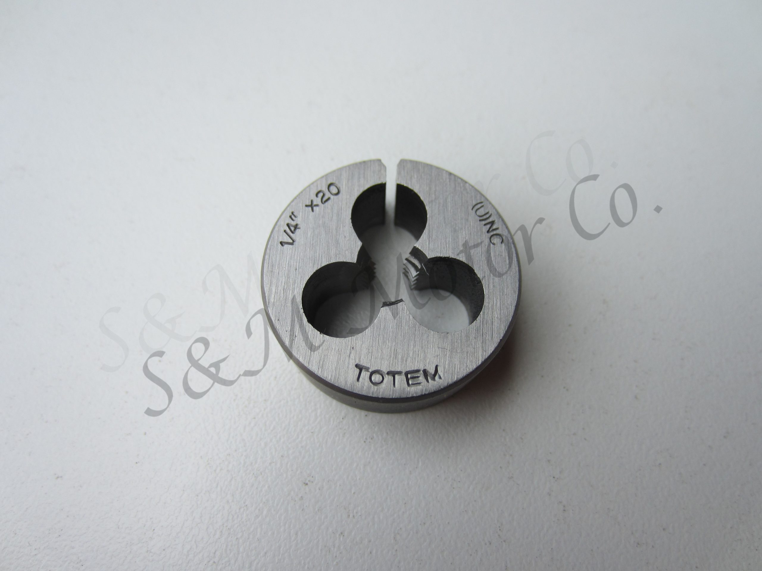 BSC Cycle Thread HSS High-Speed Steel Re-threading Dies - 26 TPI (Multiple Sizes)